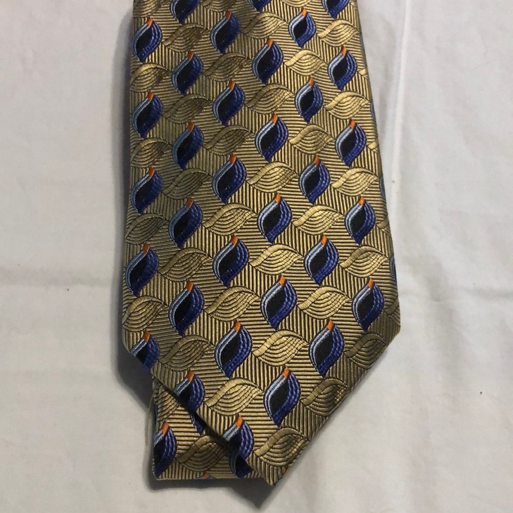 Jos. A. Bank Signature Gold silk tie
